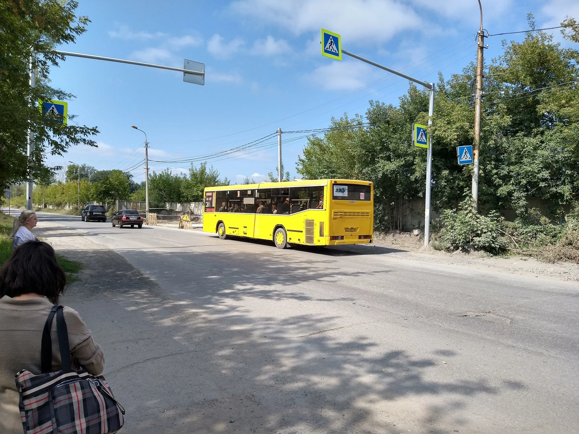 Автобус № 16